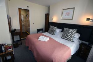 Room 32 DSC_4234