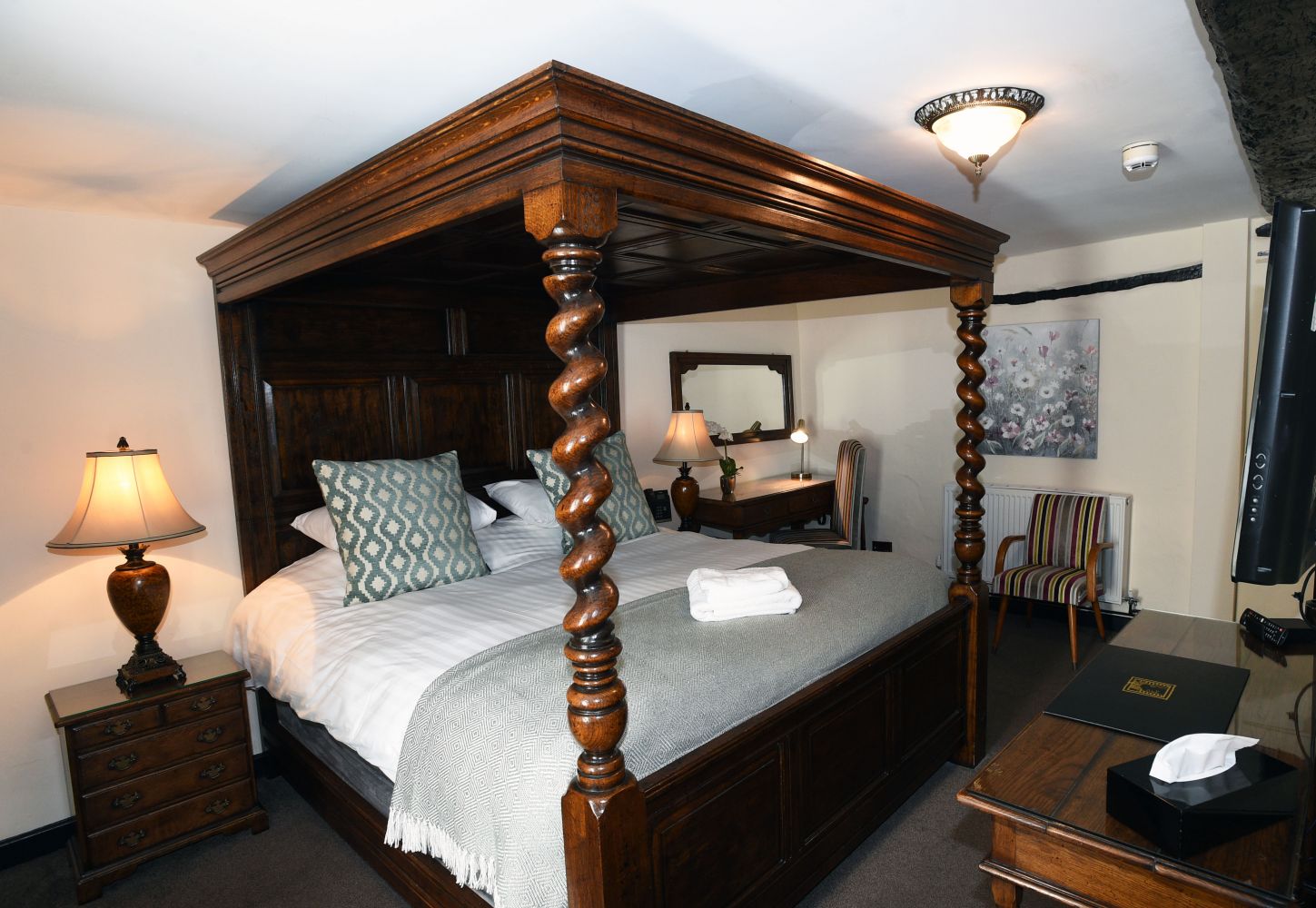 Room 4 DSC_3993
